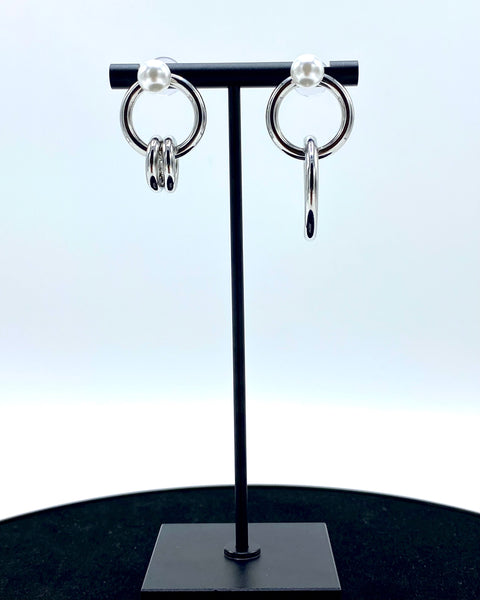 multi ring earrings, mimi hoop earrings, pearl earrings, septum earrings with pearl, asymmetrical earrings, pearl earrings, unisex pearl earrings