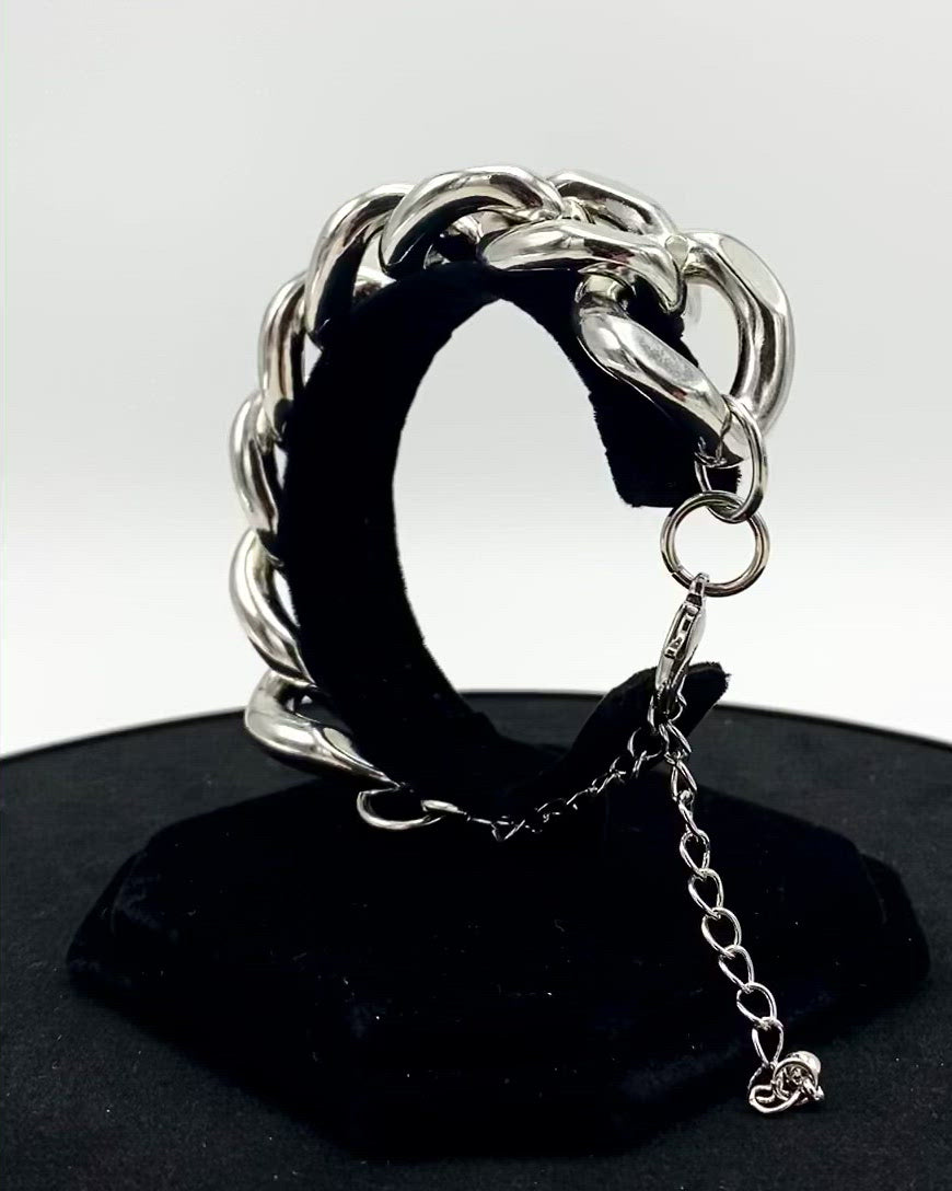 chunky metal chain bracelet design.   Molded with the highest stainless steel quality and sterling silver-dipped.