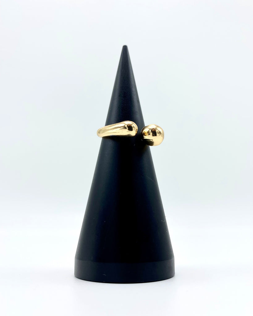 WATER DROP MINIMALIST RING