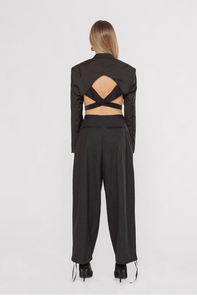 wide leg pants, high waisted pants, women's wide leg pants, women's high waisted pants, high waisted wide leg pants, wide leg pants with adjustable strings for women's, adjustable women's pants, adjustable strings pants, black wide leg pants, black high waisted pants