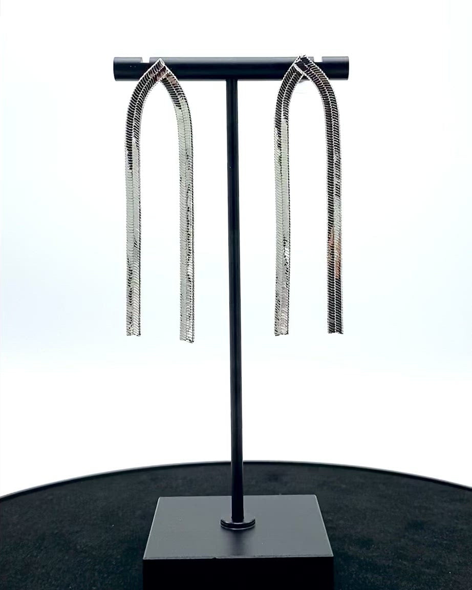 SNAKE CHAIN EARRINGS MADE IN STAINLESS STEEL WITH STERLING SILVER DIPPED.