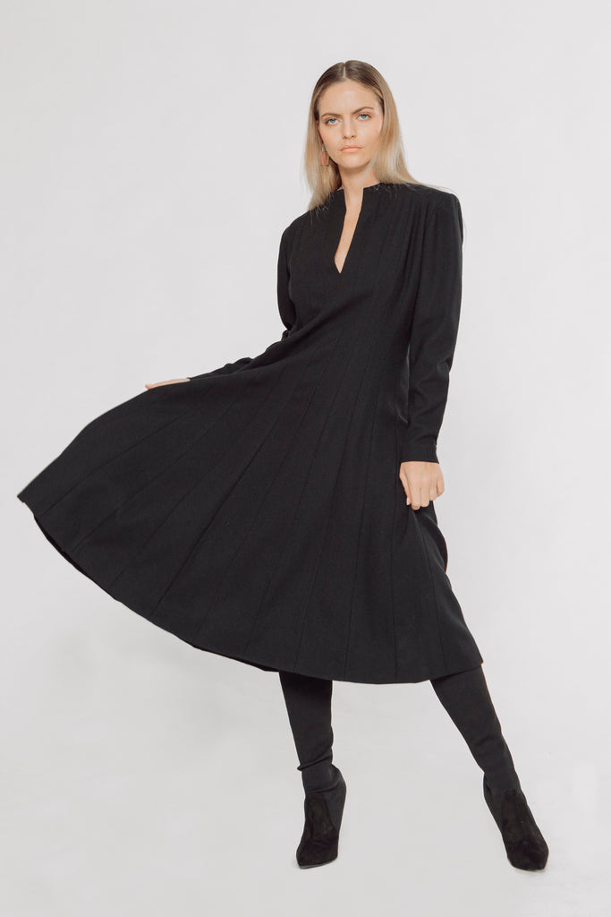 pleated dress, pleated midi dress, long sleeves midi dress, black dress, black midi dress, black long sleeves dress, semi circular dress, semi circular black dress, pleated black dress, women's black dress