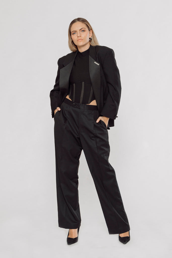 women's tuxedo, women's black tuxedo, women's satin tuxedo, oversized women's tuxedo, modern women's tuxedo, black tuxedo, tuxedo, tuxedo pants, women's tuxedo pants, women's tuxedo jacket, tuxedo jacket, tuxedo blazer, black tuxedo set