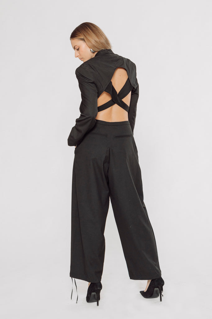 wide leg pants, high waisted pants, women's wide leg pants, women's high waisted pants, high waisted wide leg pants, wide leg pants with adjustable strings for women's, adjustable women's pants, adjustable strings pants, black wide leg pants, black high waisted pants